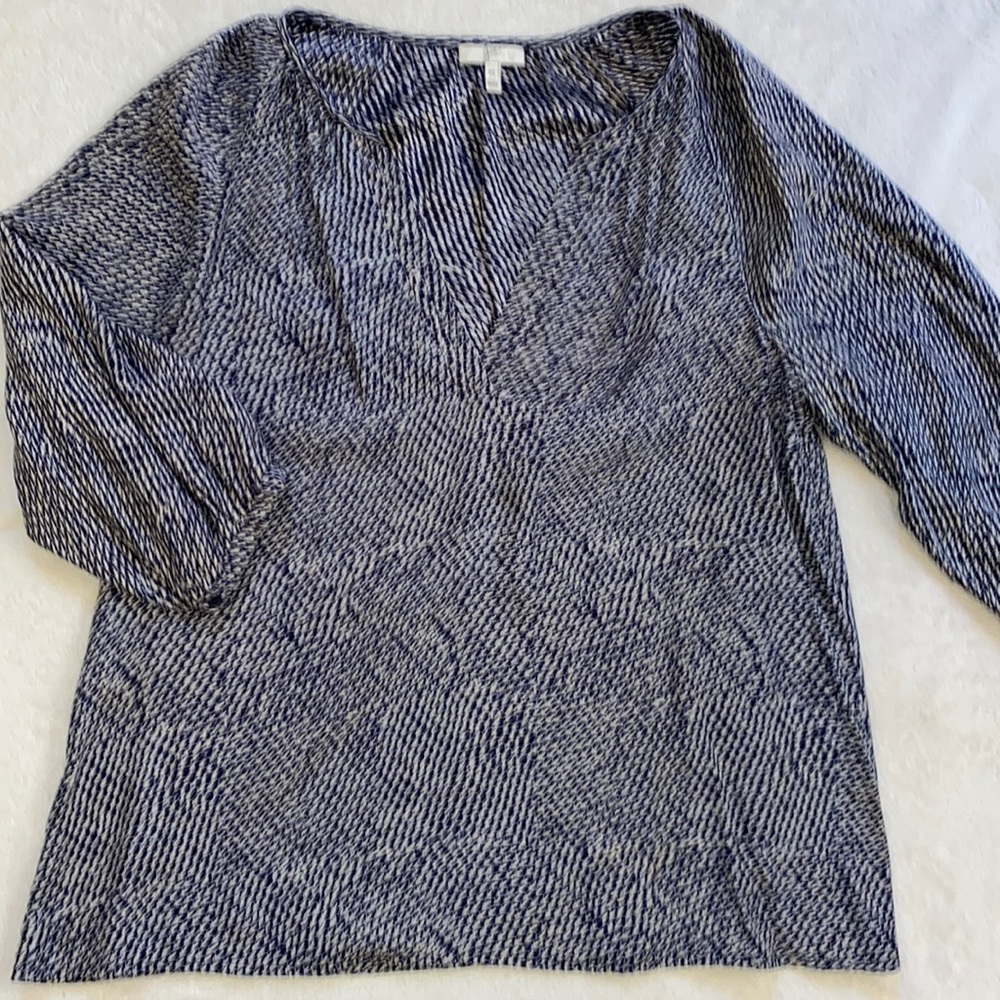 Joie navy gray modern pattern 100% silk Addie B full sleeve silk blouse Sz XS